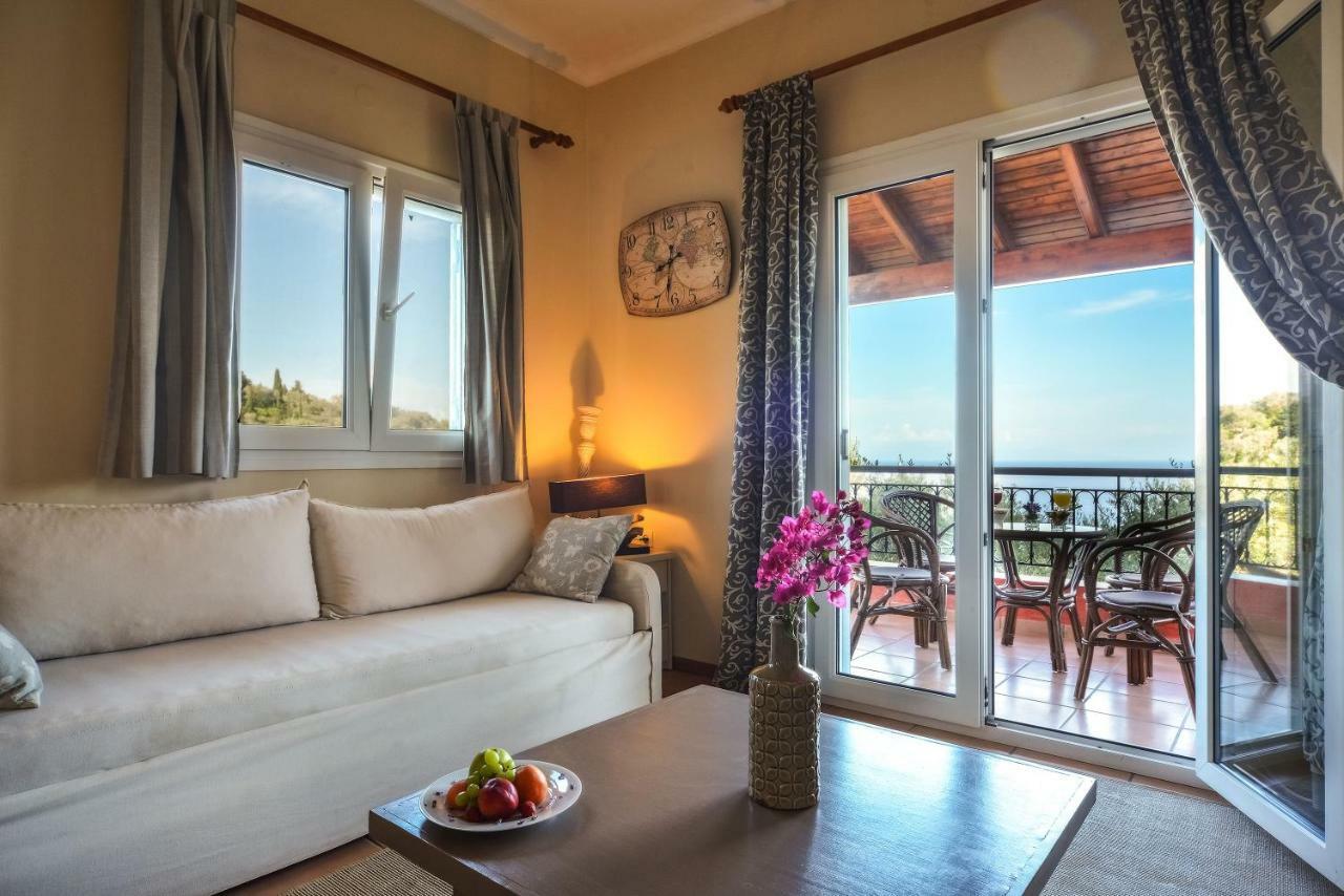 Bella Vista Villas & Suites Гайос Экстерьер фото